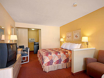Days By Wyndham San Diego-east/el Cajon Hotel 2*